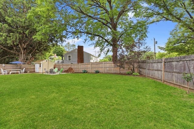 5 Laclede Avenue, Framingham, MA 01701