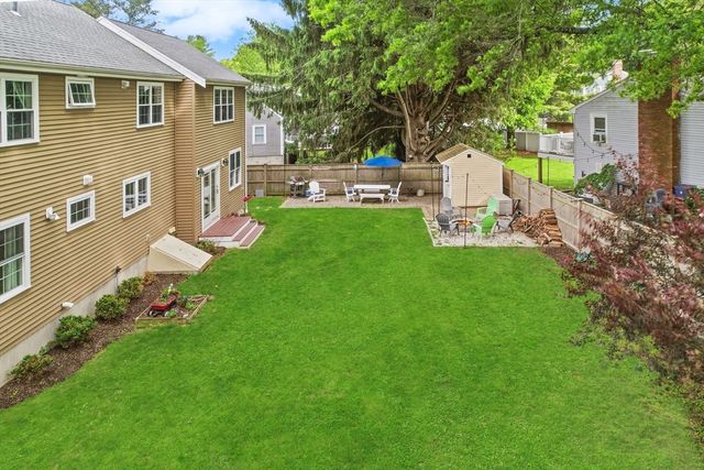 5 Laclede Avenue, Framingham, MA 01701