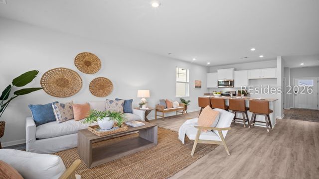 807 Sanctum St, Ridgeland, SC 29936