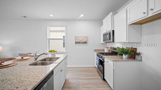 807 Sanctum St, Ridgeland, SC 29936