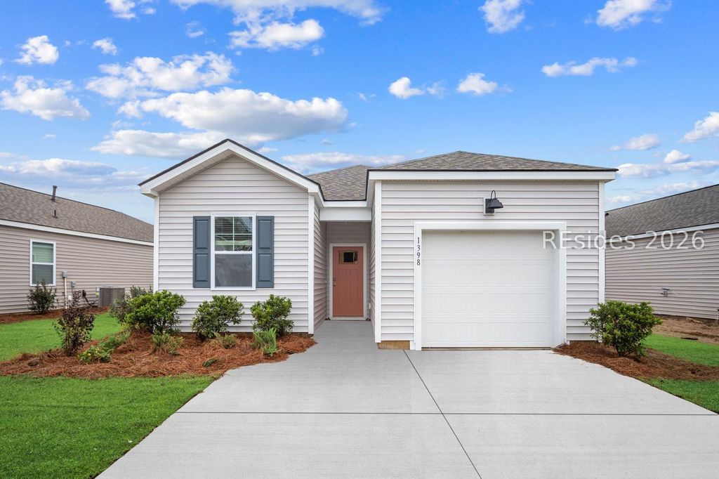 807 Sanctum St, Ridgeland, SC 29936