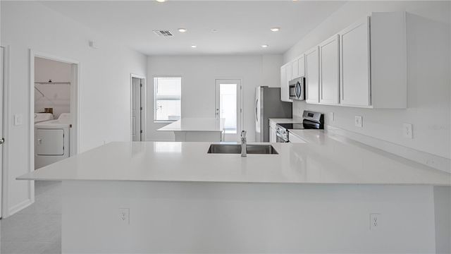 2136 RIDER RAIN LANE, Apopka, FL 32703