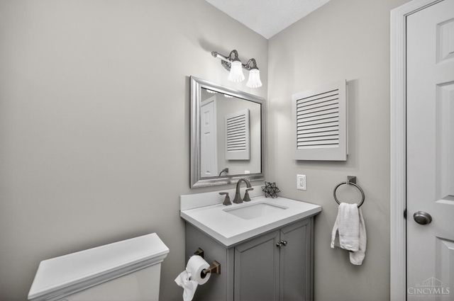 151 Highridge Court, Fairfield, OH 45014