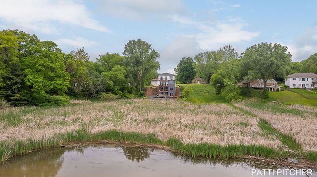 104 River Hills Drive, Holland Twp, MI 49424