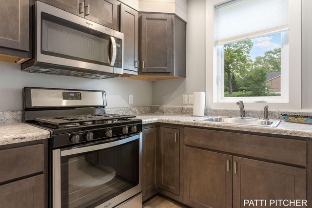 104 River Hills Drive, Holland Twp, MI 49424