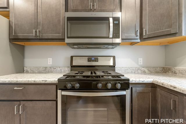 104 River Hills Drive, Holland Twp, MI 49424