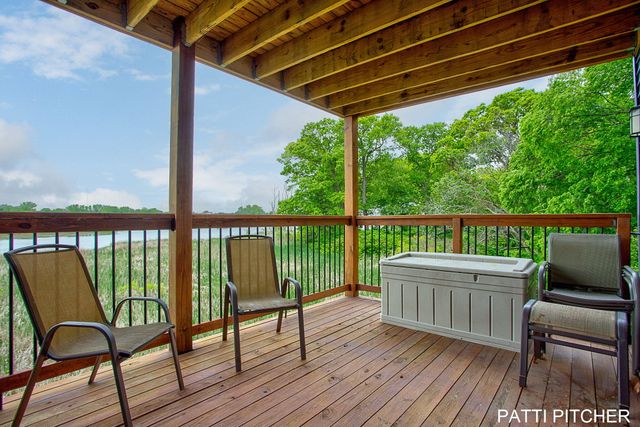 104 River Hills Drive, Holland Twp, MI 49424