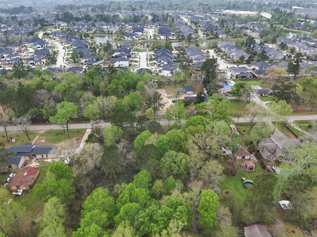 17051 Concord Drive, Conroe, TX 77385