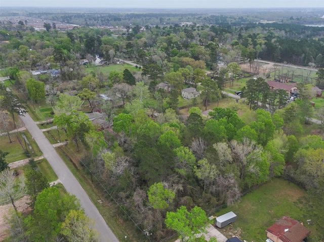 17051 Concord Drive, Conroe, TX 77385