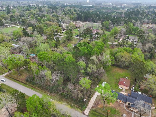 17051 Concord Drive, Conroe, TX 77385