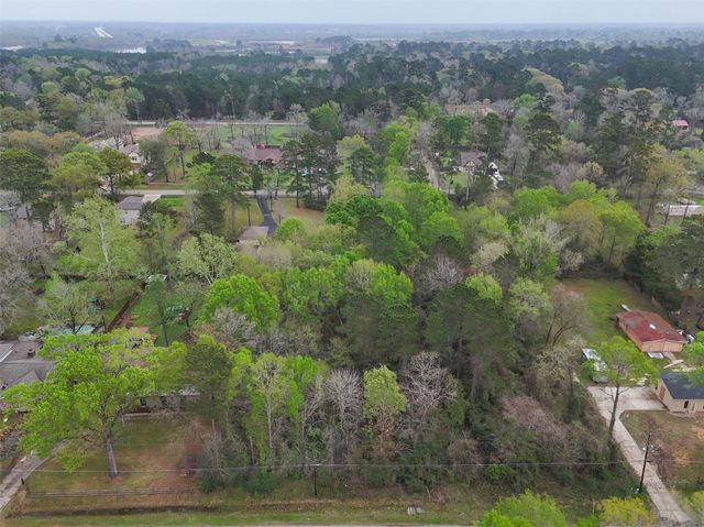 17051 Concord Drive, Conroe, TX 77385