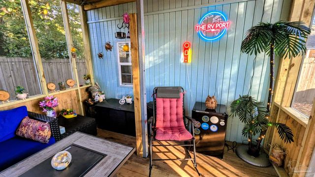 631 Escambia Dr, Lillian, AL 36549