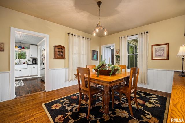 110 N ELM Street, Washington, IL 61571