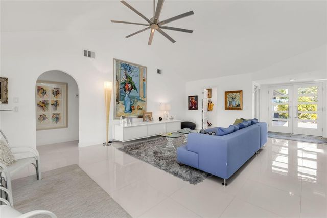 11903 SW KINGSWAY CIRCLE, Lake Suzy, FL 34269