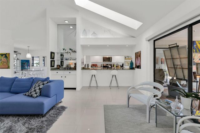 11903 SW KINGSWAY CIRCLE, Lake Suzy, FL 34269