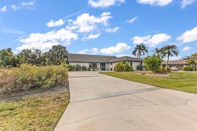 11903 SW KINGSWAY CIRCLE, Lake Suzy, FL 34269