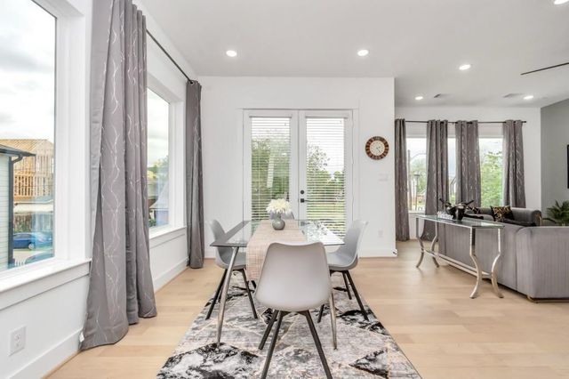 2722 Anita Street, Houston, TX 77004