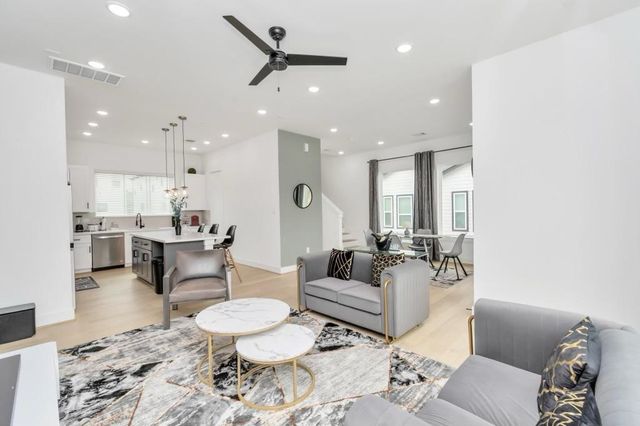 2722 Anita Street, Houston, TX 77004