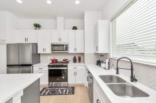 2722 Anita Street, Houston, TX 77004