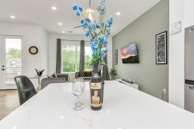 2722 Anita Street, Houston, TX 77004