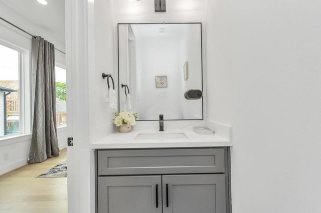 2722 Anita Street, Houston, TX 77004