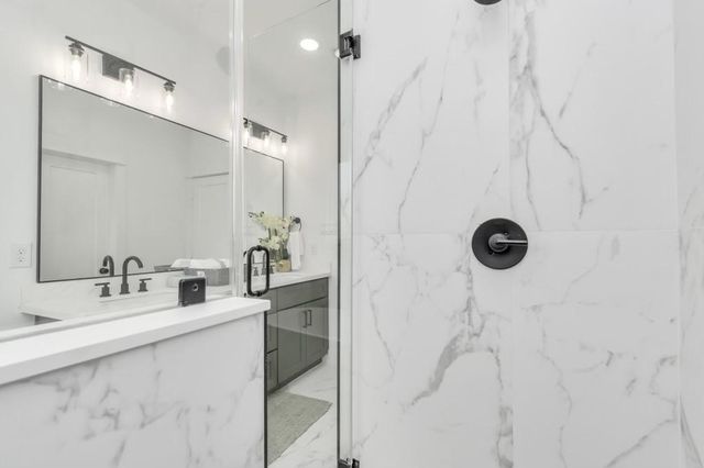 2722 Anita Street, Houston, TX 77004