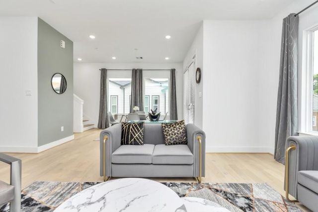 2722 Anita Street, Houston, TX 77004