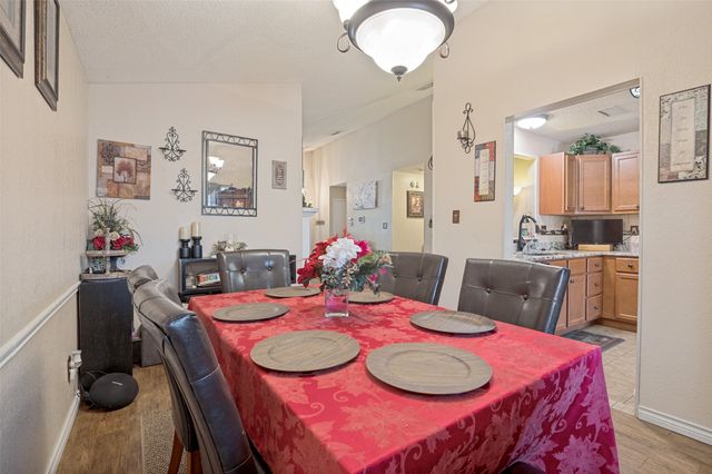 2910 Spinner Lane, Grand Prairie, TX 75052