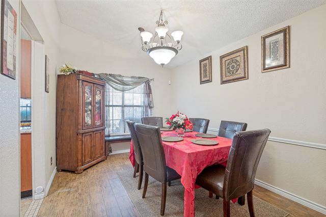 2910 Spinner Lane, Grand Prairie, TX 75052