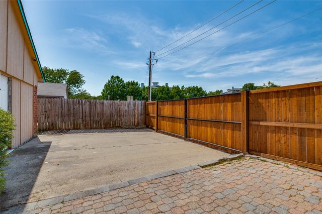 2910 Spinner Lane, Grand Prairie, TX 75052