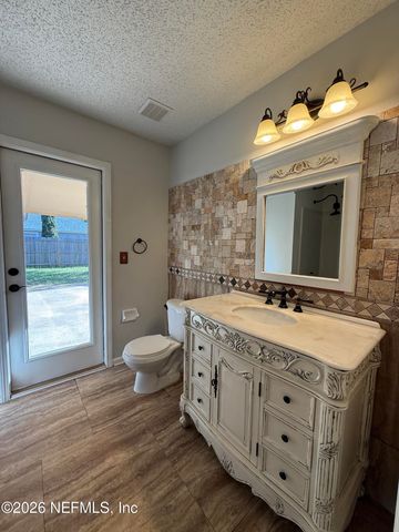 585 THORNBERRY Road, Orange Park, FL 32073