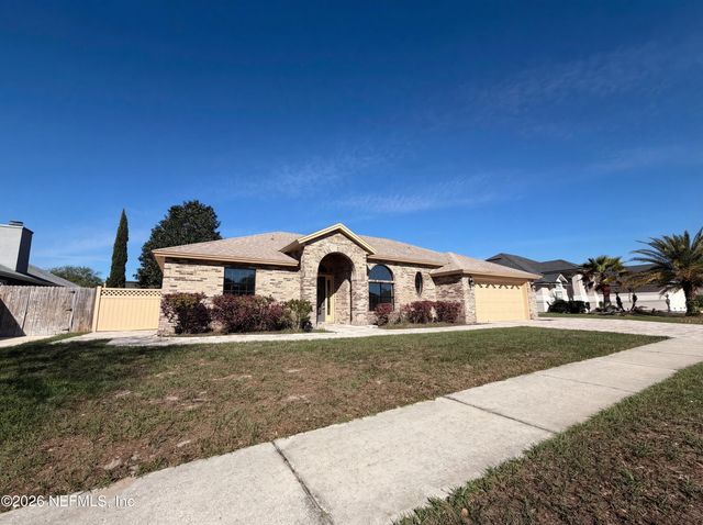 585 THORNBERRY Road, Orange Park, FL 32073