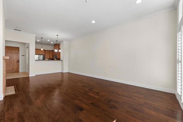 2881 Meridian Avenue 323, San Jose, CA 95124