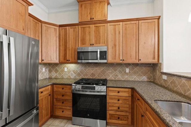 2881 Meridian Avenue 323, San Jose, CA 95124