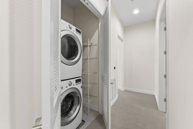 2881 Meridian Avenue 323, San Jose, CA 95124