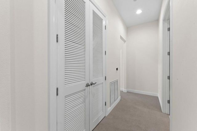 2881 Meridian Avenue 323, San Jose, CA 95124