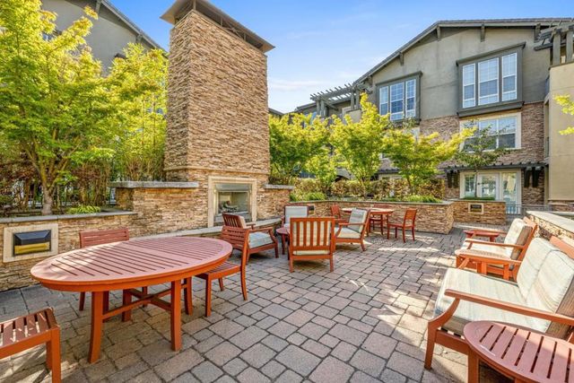 2881 Meridian Avenue 323, San Jose, CA 95124