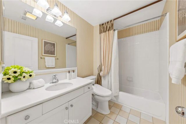 22 Arborside, Irvine, CA 92603