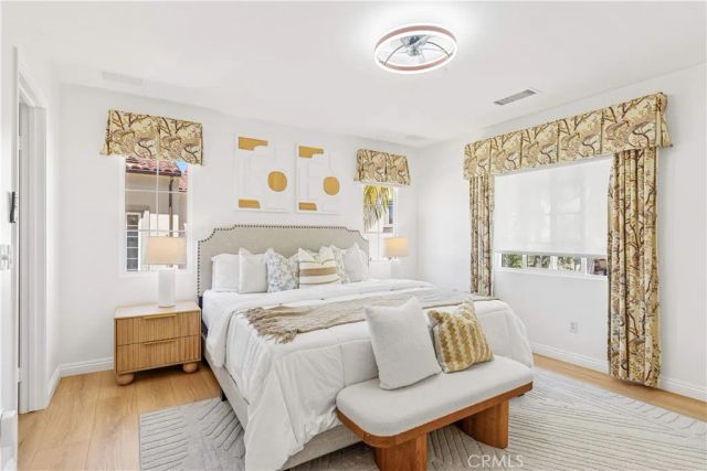 22 Arborside, Irvine, CA 92603