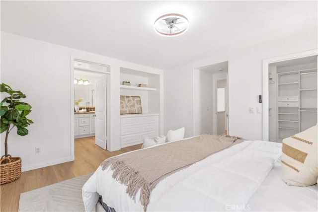 22 Arborside, Irvine, CA 92603