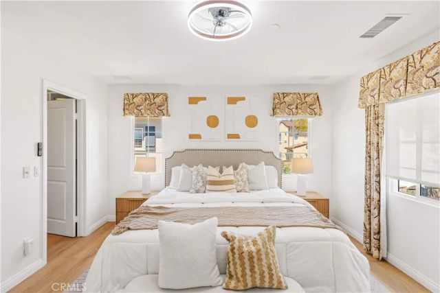 22 Arborside, Irvine, CA 92603