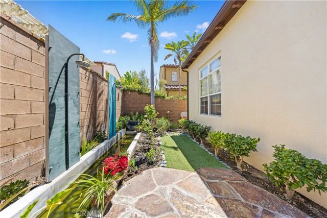 22 Arborside, Irvine, CA 92603