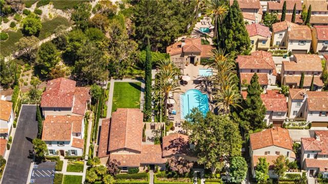22 Arborside, Irvine, CA 92603