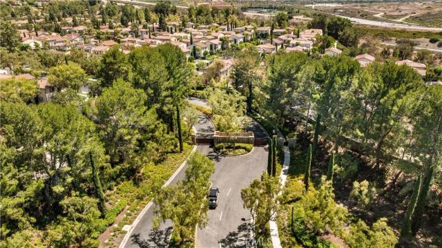 22 Arborside, Irvine, CA 92603