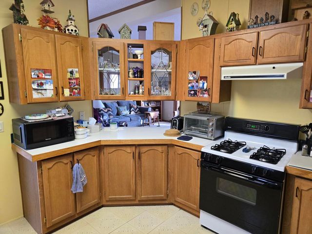 5518 WHITE PINE 0, Roscoe, IL 61073