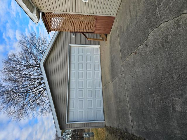 5518 WHITE PINE 0, Roscoe, IL 61073