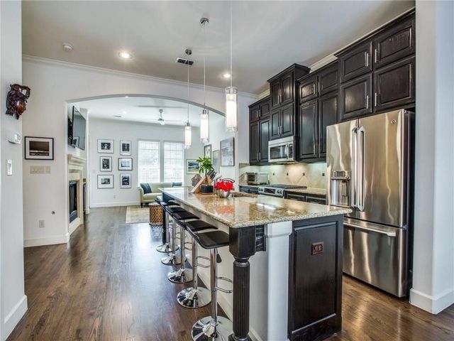 5034 Meridian Lane, Addison, TX 75001