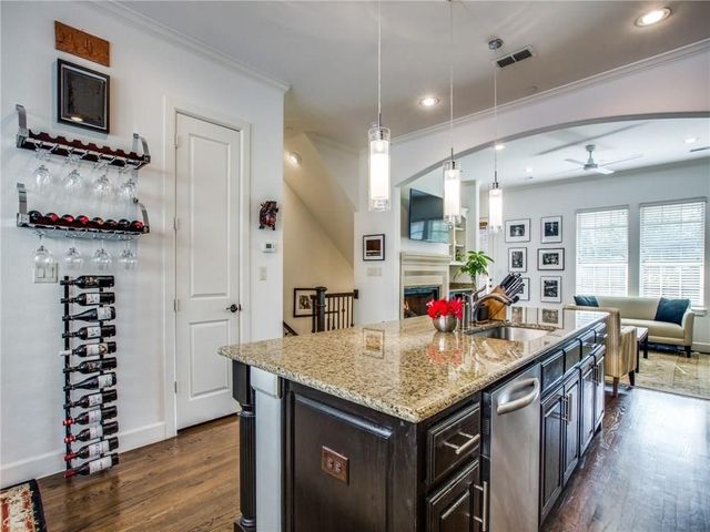 5034 Meridian Lane, Addison, TX 75001