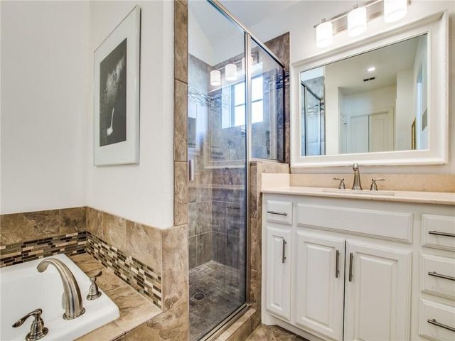 5034 Meridian Lane, Addison, TX 75001