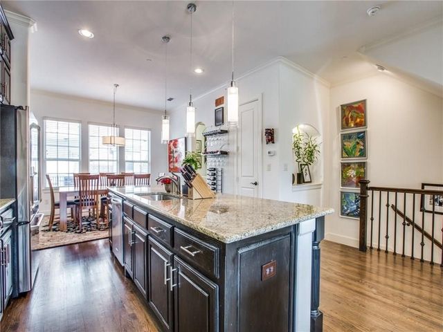 5034 Meridian Lane, Addison, TX 75001